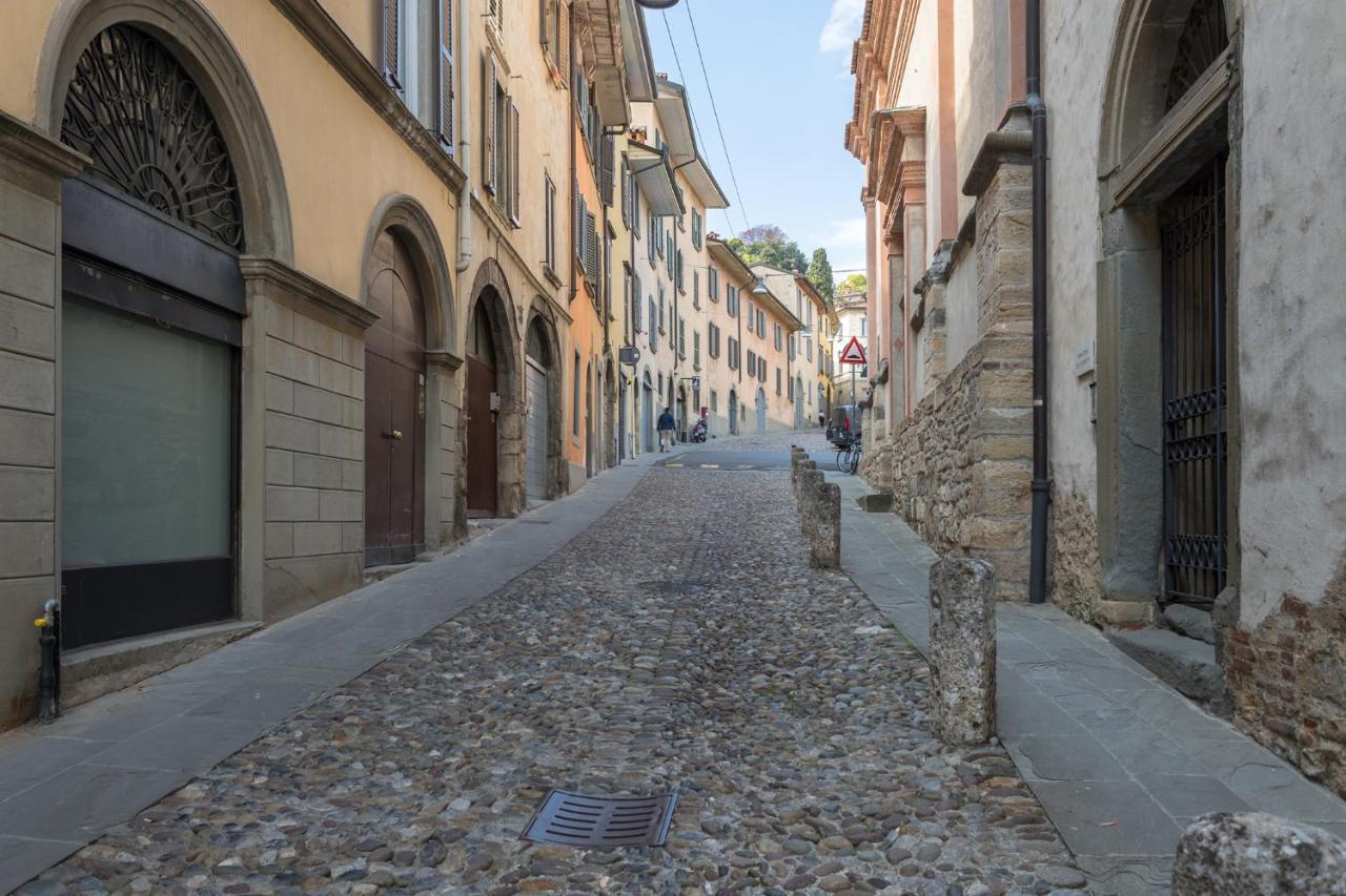 Alessandro82 - Immobili E Soluzioni Rent Bergamo Luaran gambar